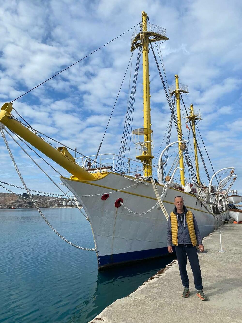 Nenad Bokovac ispred “Jadrana”