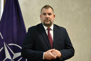 Krapović Fejziću: Lazović i Milović za Vas nijesu fašisti, a...