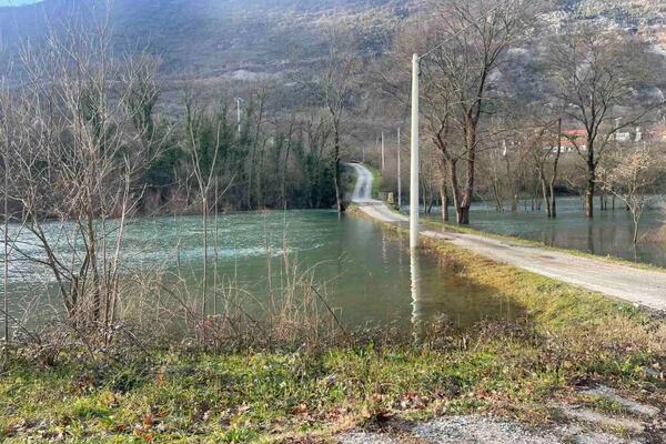 Geçilebilir otoyol Danilovgrad - Nikšić, bulvar Danilovgrad -...