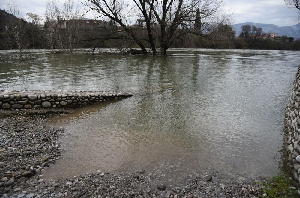 <p>Vodostaj Morače danas u padu</p>