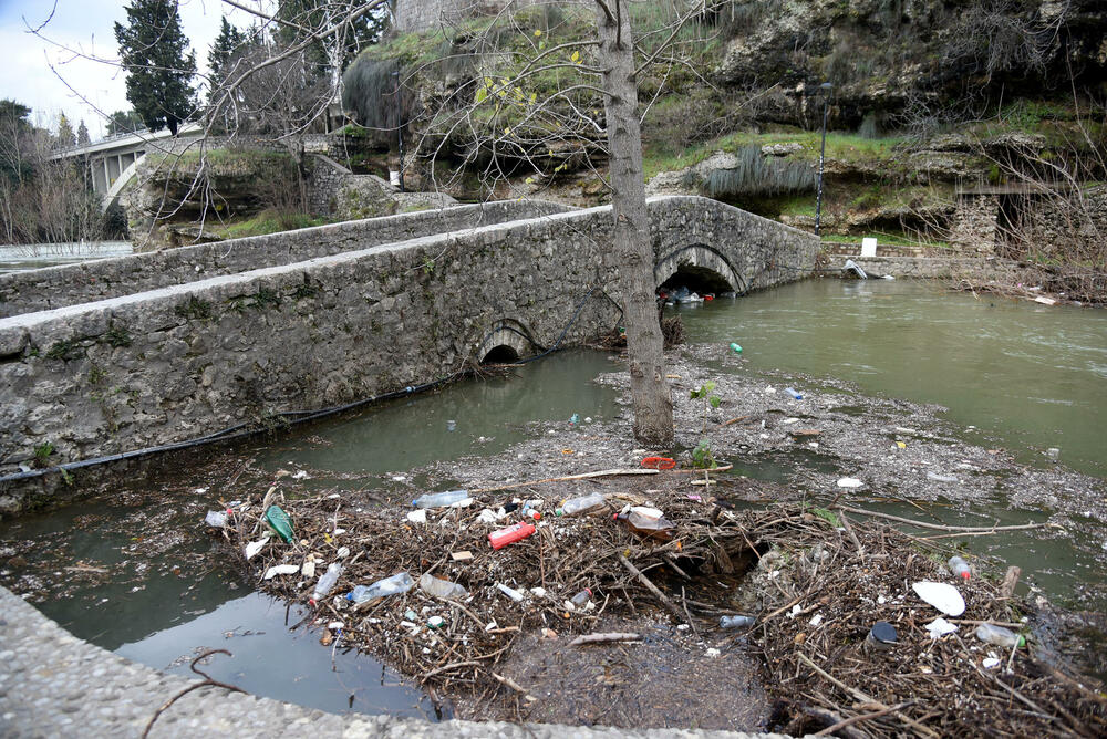 <p>Vodostaj Morače danas u padu</p>