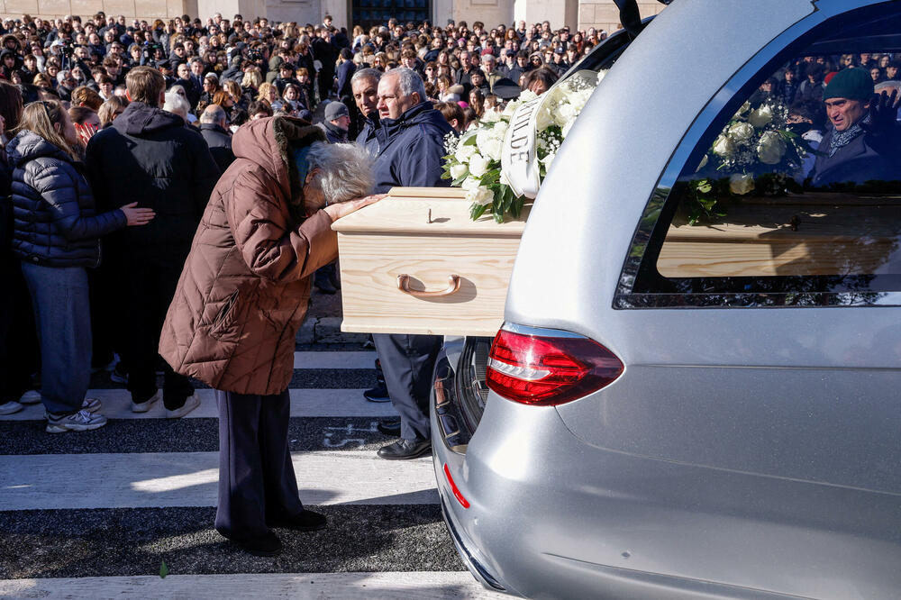 Sa sahrane jedne od žrtava u Rimu, Foto: Reuters