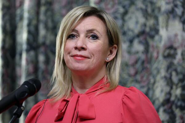 Zaharova: Raspoređivanje zapadnih trupa u Ukrajini smatraće se...