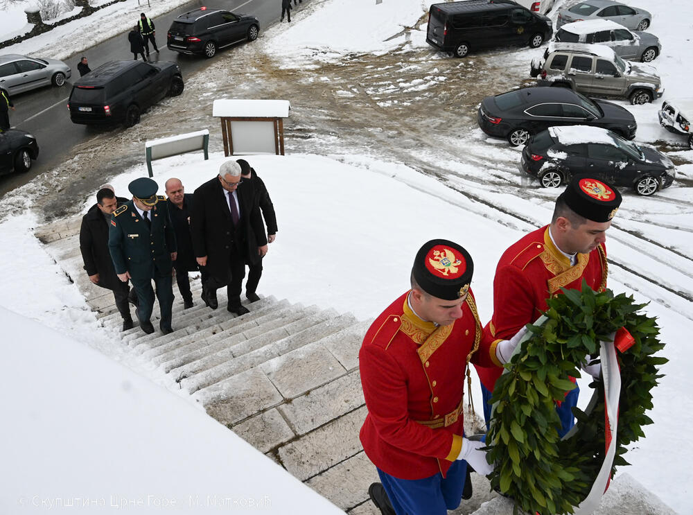 Mandić položio vijenac na spomenik junacima mojkovačke bitke