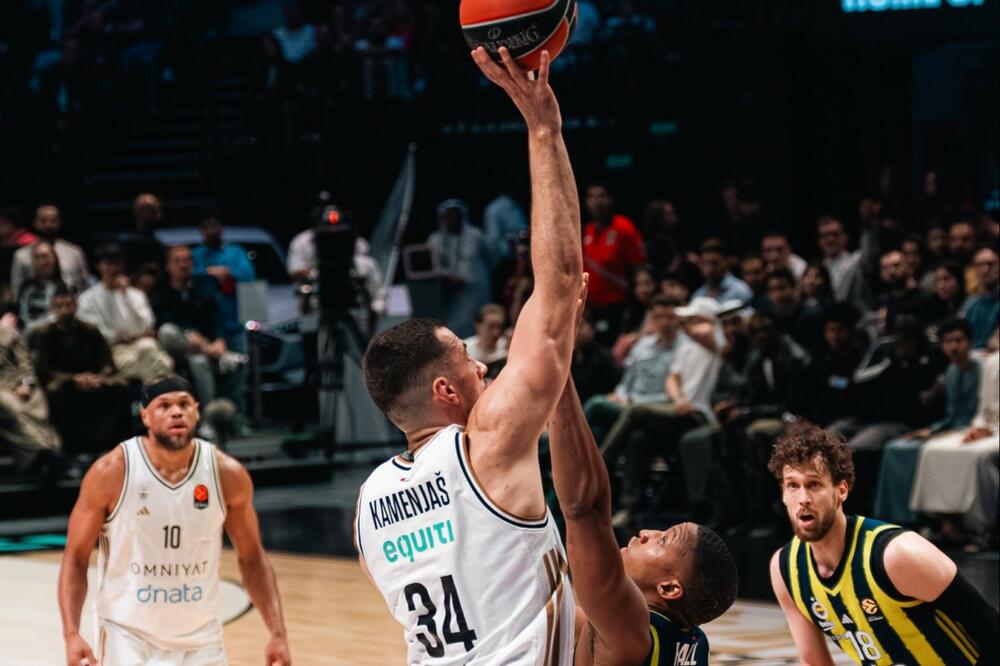 Kamenjaš je dominirao protiv Fenerbahčea, Foto: Dubai Basketball/X