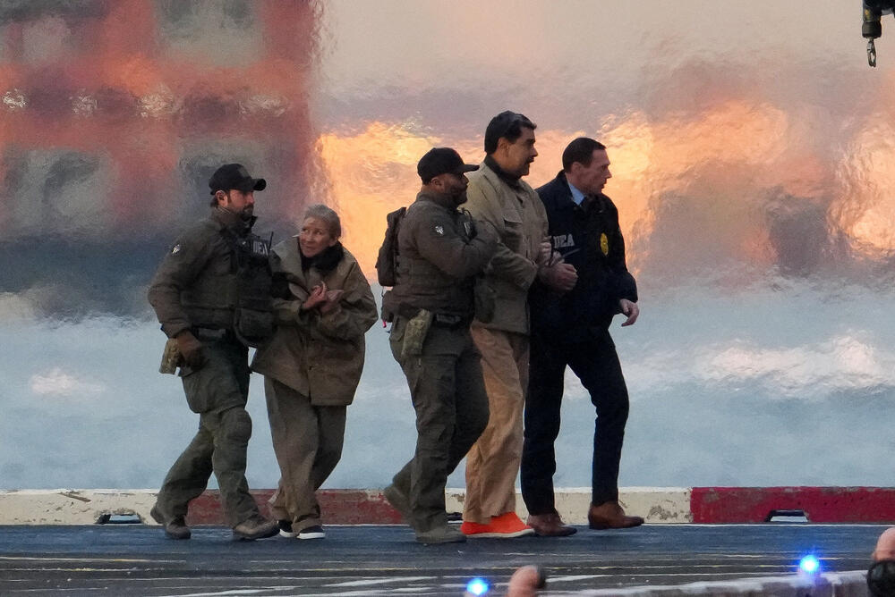 Sprovođenje Madura i njegove supruge ka sudu na Menhetnu