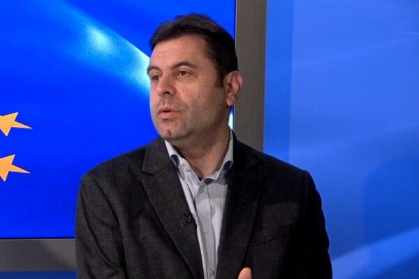 Vujović: Da su živi Staljin, Pol Pot i Čaušesku, večeras bi...