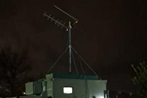 Luča uydusundan otomatik sinyal alımı için test edilen ekipman.