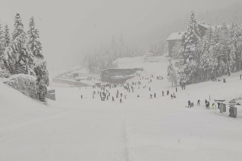 Juče na državnom skijalištu, Foto: Ski-centar Kolašin 1600