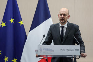 Šef francuske diplomatije pozvao SAD da prekinu sa ucjenjivanjem...