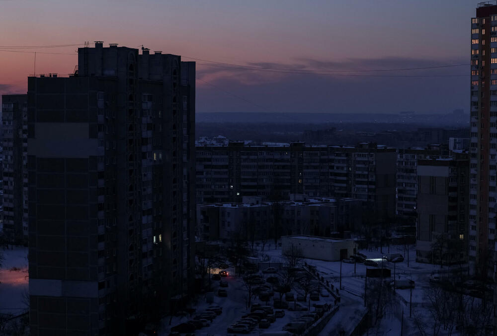 <p>Ciljani objekti su platforme Filanovski, Jurij Korčagin i Valerij Grajfer, prenio je pariski list Mond na svom sajtu</p>  <p>Kijev tvrdi da se ovi naftni objekti aktivno koriste za podršku ratnim naporima i logističkim operacijama ruskih snaga u regionu</p>