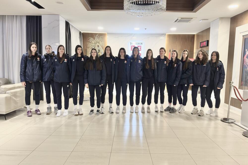 U18 ženska reprezentacija pred put u Sofiju, Foto: OSCG