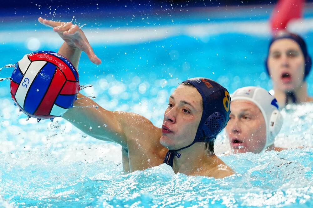 Podmlađene "ajkule" prekidaju post: Balša Vučković tokom prvog meča na EP, Foto: VPSCG