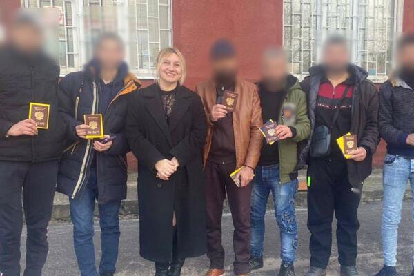 Ko je žena koja vrbuje strance da se bore za Rusiju: Sirijac kaže...