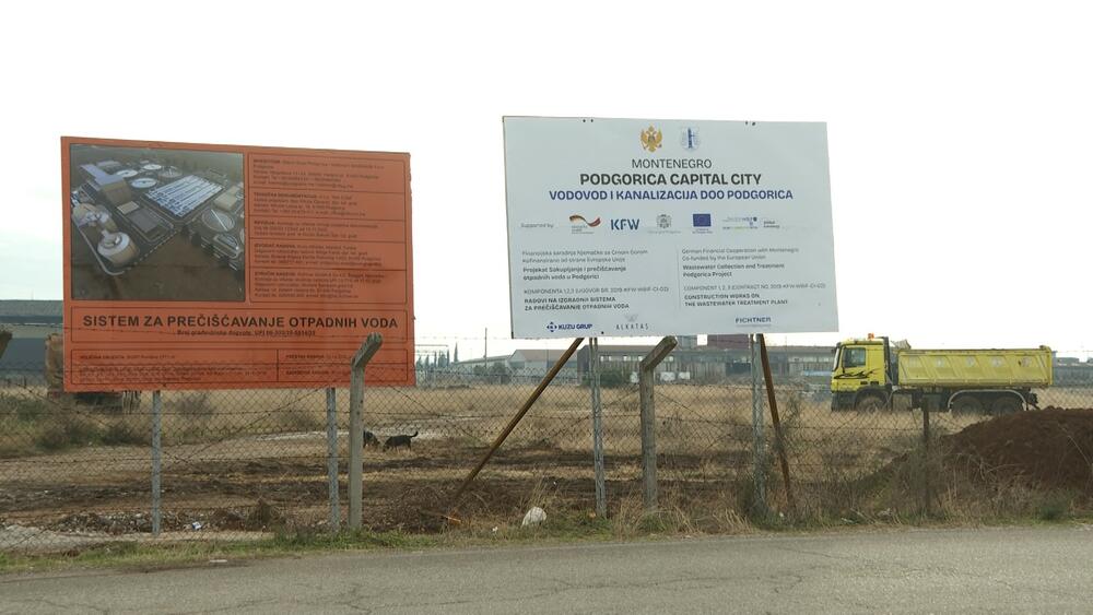 <p>Prema gradilišnoj tabli rok u kojem postrojenje mora biti izgrađeno je 31. maj 2028. godine</p>