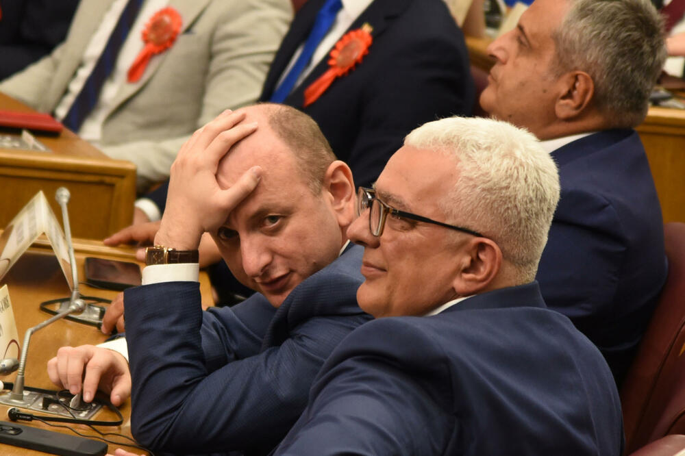 Ima li razdora među prijateljima: Knežević i Mandić, Foto: Luka Zeković