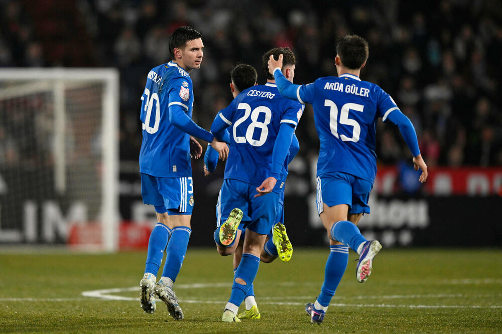 Fudbaleri Reala na sinoćnjoj utakmici, Foto: Reuters