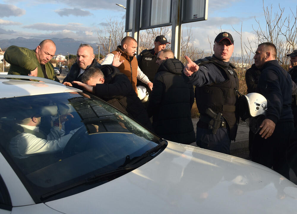 <p>Policija je bila na licu mjesta</p>