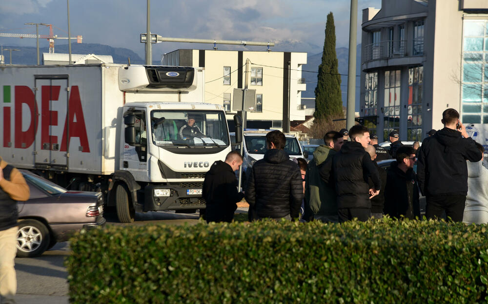 <p>Mještani poručili da će protesti biti širom države</p>