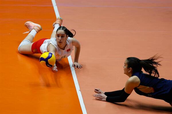 Mlade crnogorske odbojkašice izgubile od Turske u polufinalu, iz...