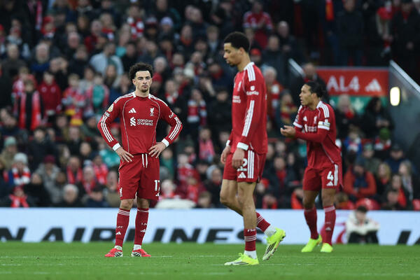 Şampiyon için bir hayal kırıklığı daha - Burnley, Anfield'dan bir puanla ayrıldı.