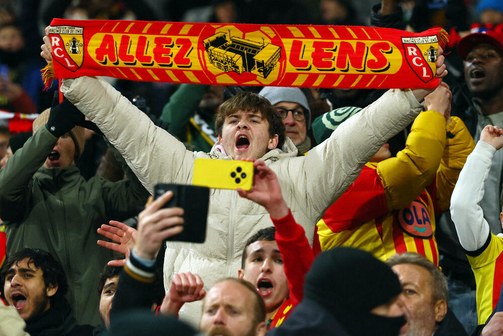 <p>Novih sjajnih 90 minuta crnogorskog reprezentativca u pobjedi Lansa nad Okserom - 1:0</p>