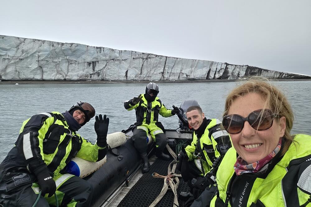 Maćić i Joksimović sa kolegama, Foto: Vesna Mačić