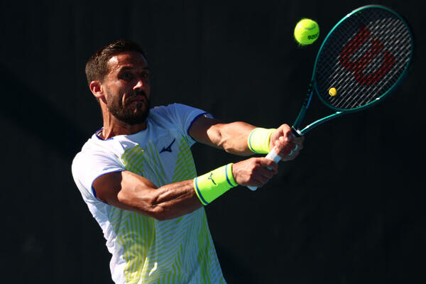 Neighbor in the second round of the Ozark Open, Zverev for a decade in a row...