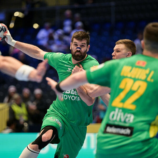 Farani ile karşılaşma - "aslanlar" için iki finalden ilki.