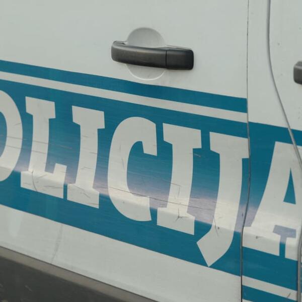 Traffic police in Bar arrested six people, including...