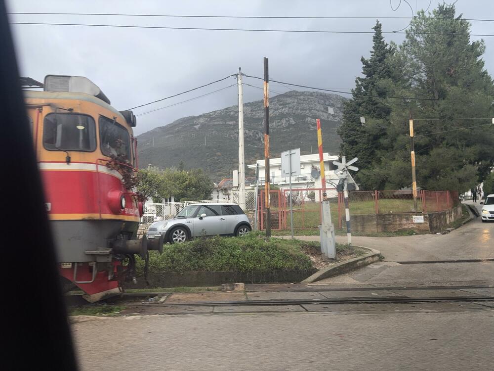 Čest prizor u barskim naseljima