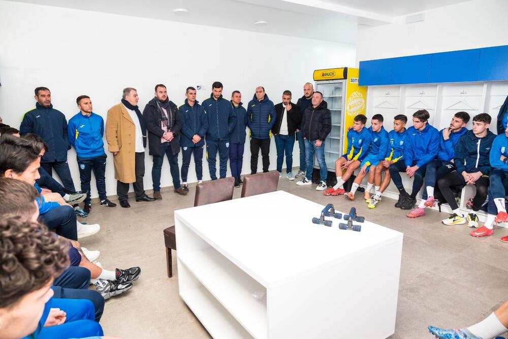 <p>Ulcinjani danas počeli pripreme za nastavak sezone, u kojoj će se boriti za povratak u Prvu ligu, a čeka ih i polufinale Kupa</p>