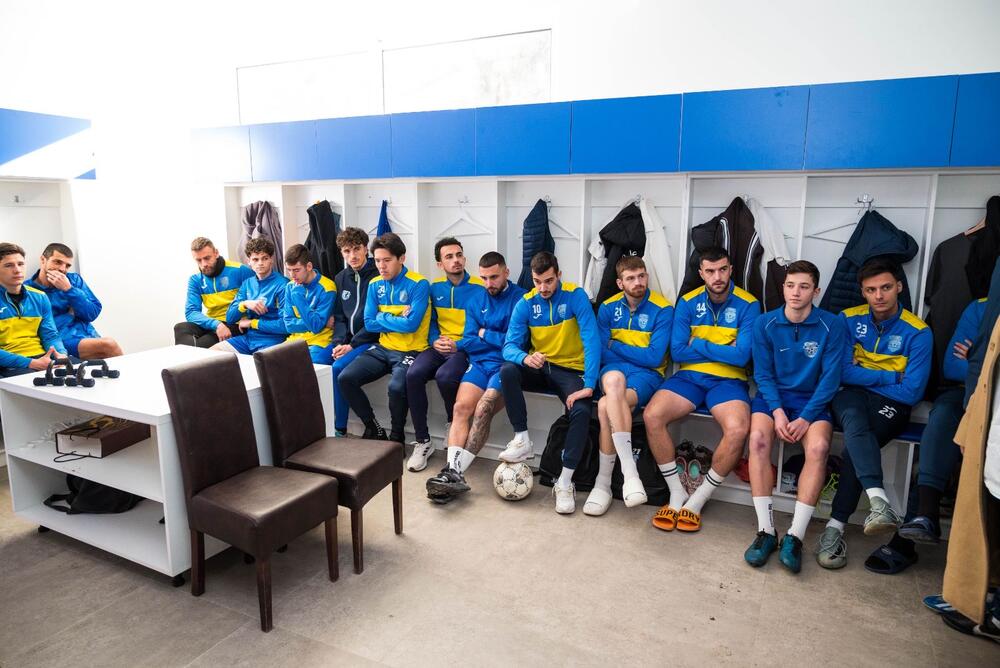 <p>Ulcinjani danas počeli pripreme za nastavak sezone, u kojoj će se boriti za povratak u Prvu ligu, a čeka ih i polufinale Kupa</p>