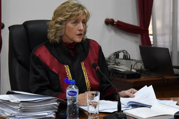 Останется ли Лопичич на своем посту: решение Конституционного суда в среду и...