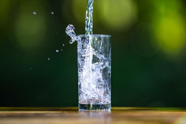 Signs that we're not drinking enough water, and we often ignore them