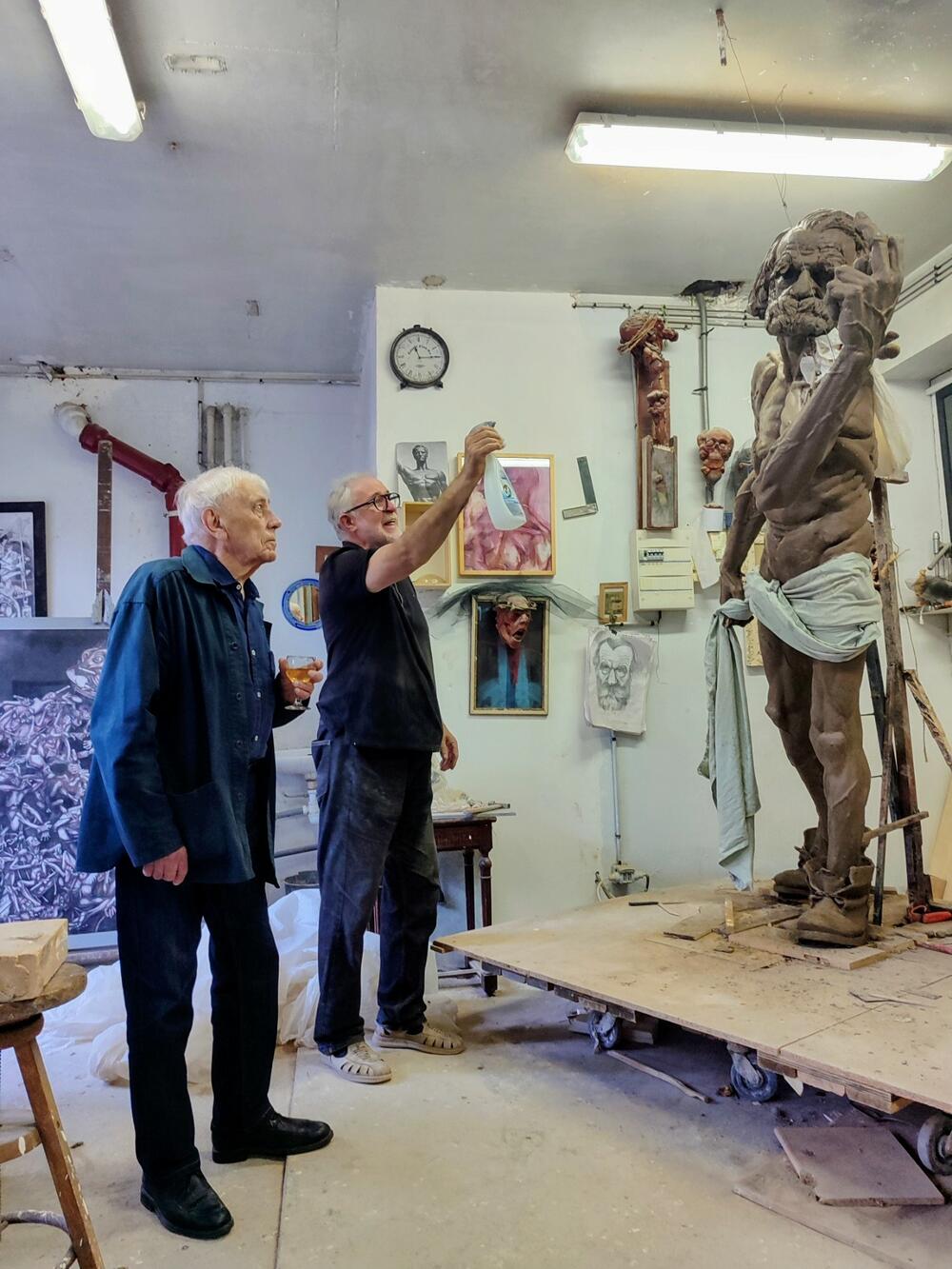 Francuski akademik Klod Abej i Glamočak u umjetnikovom ateljeu, 2024