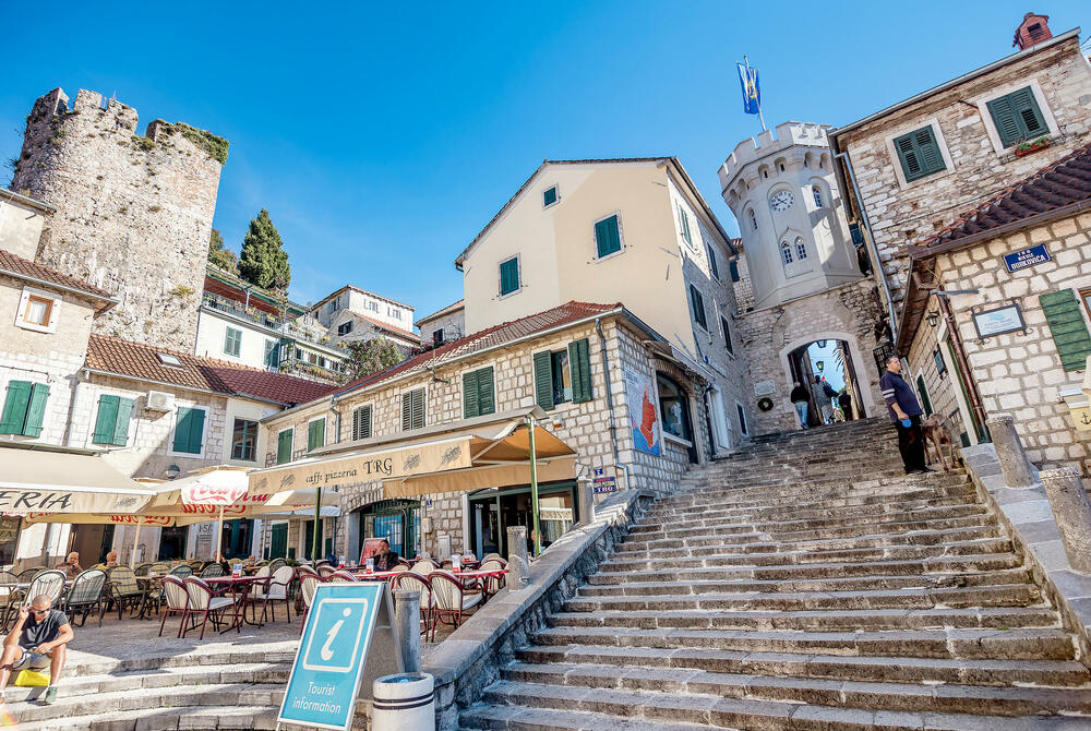 Lani dnevno 'dolazilo' i do 400 OSI sa sjevera Crne Gore: Herceg Novi