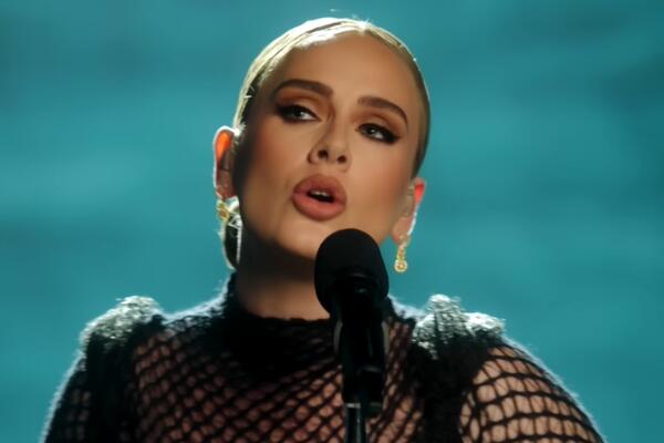 Адель перетворює будинок Сталлоне