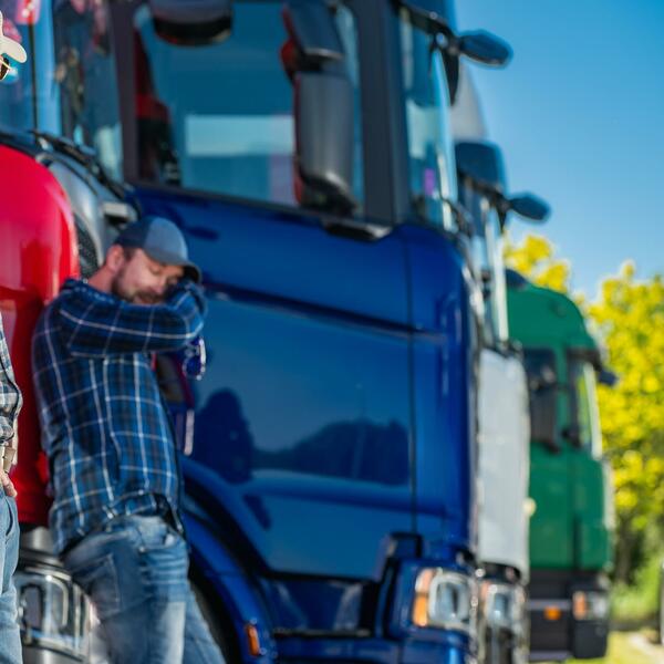 Transporters announced: They will block the import and transport of all goods,...