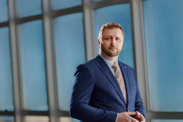 Маркович: Комненовичу, очевидно, не подобається звіт про те, чия...