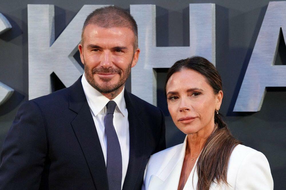 Potpis ispod fotografije, Dejvid i Viktorija Bekam još nisu komentarisali optužbe njihovog najstarijeg deteta, Bruklina, Foto: REUTERS/Maja Smiejkowska