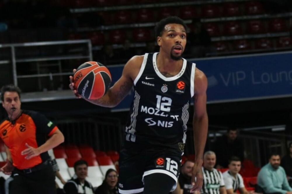 Sterling Braun na meču sa Hapoelom, Foto: KK Partizan