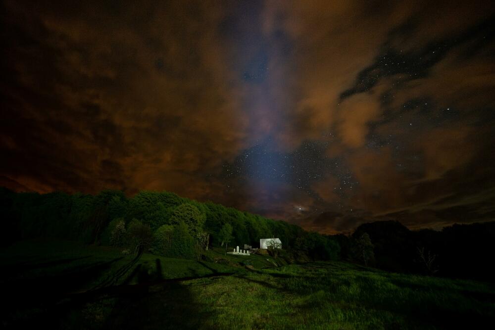 Džamija u selu Tupale (Xhamia në Tupallë), Opština Medveđa, Srbija, Arbër Sadiki sa saradnicima