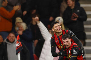 Da li će Slot "preživjeti" i ovo? Liverpul u 95. pao na...