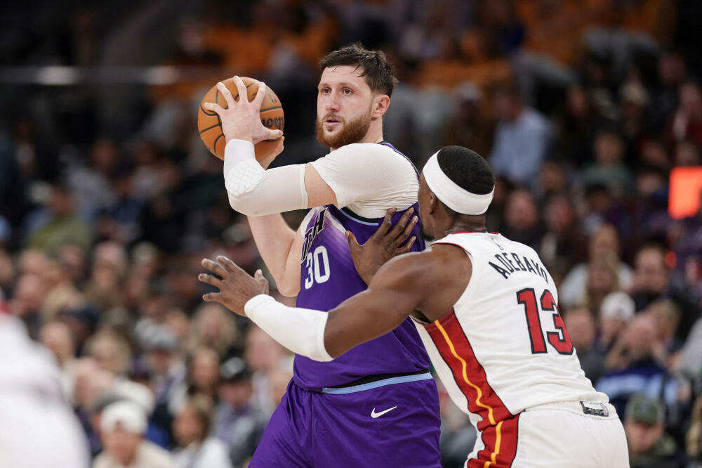 Nurkić u stilu Jokića odigrao tri uzastopne utakmice i ispisao istoriju Jute, Foto: REUTERS