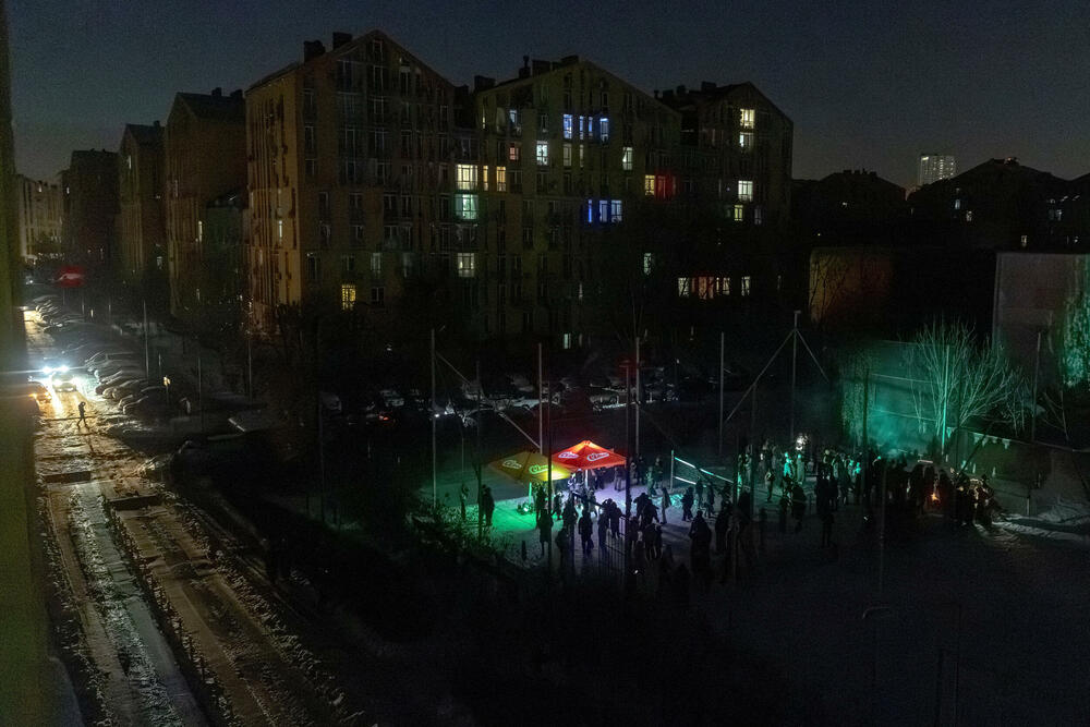 <p>Masovni napad na ukrajinsku prijestonicu dogodio se u trenutku kada su ukrajinski, ruski i američki pregovarači u Abu Dabiju razgovarali o mogućim opcijama za okončanje rata</p>