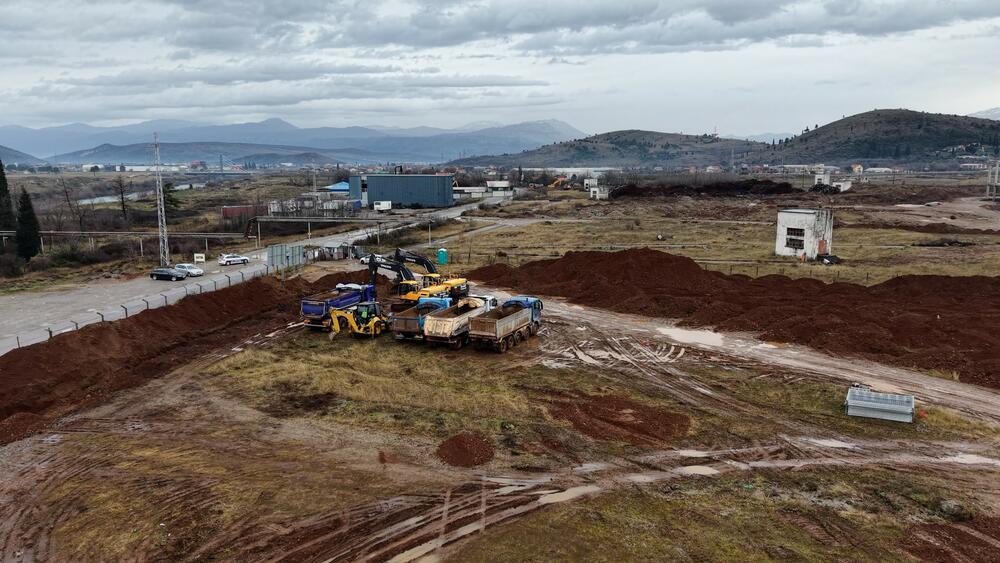 <p>Agencija Mediabiro je medijima dostavila fotografije i video gradilišta u Botunu iz vazduha</p>