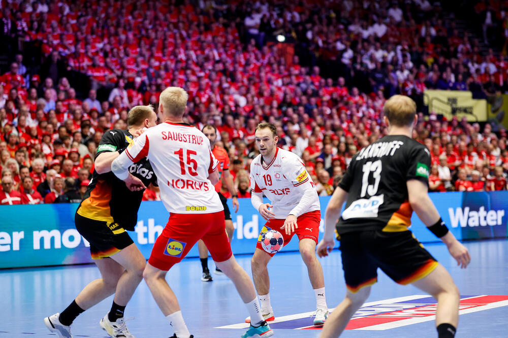Maestro Gidsel na meču sa Njemačkom, Foto: EHF EURO/X