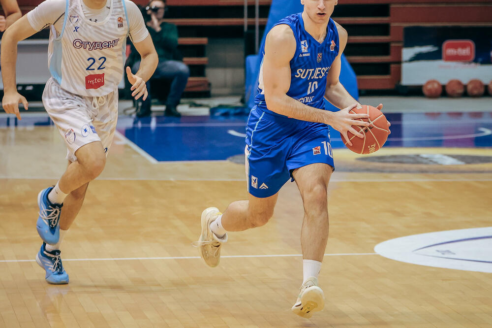 Andrej Vulević je meč završio sa 16 poena, Foto: Student/Marija Vuruna