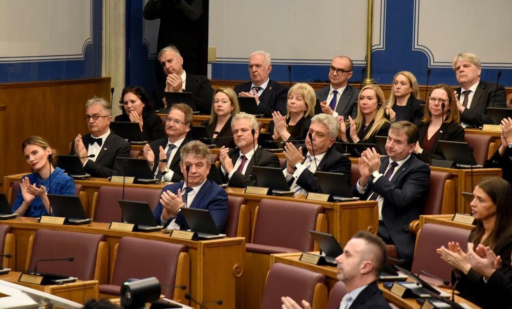 <p>Crna Gora i Izrael, kao i srpski i jevrejski narod, danas treba da grade zajedničku budućnost, kazao je predsjednik Skupštine</p>